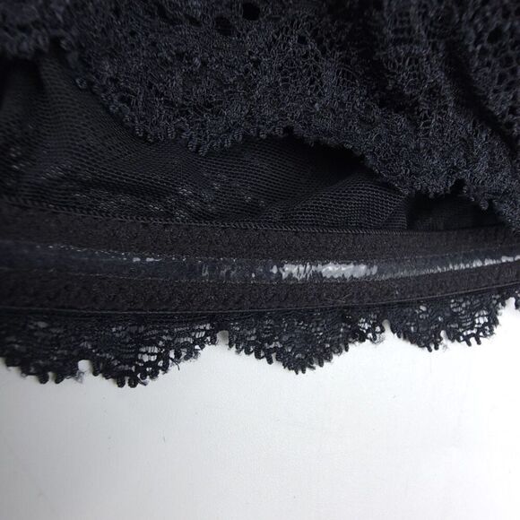 NEW Spanx Undie-Textable Better Bandeau Bra Strapless Lace Bralette Black Medium - Picture 6 of 7